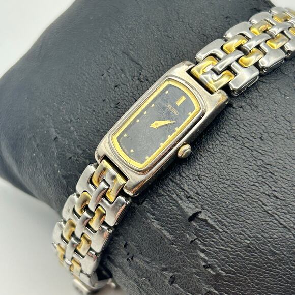Vintage Seiko Ladies Tank Watch Two-tone Black Dial Working New Battery main image 7